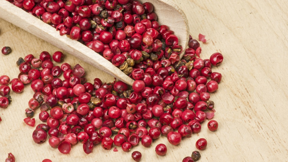Perú exporta sabor: El árbol detrás de la pimienta rosa gourmet